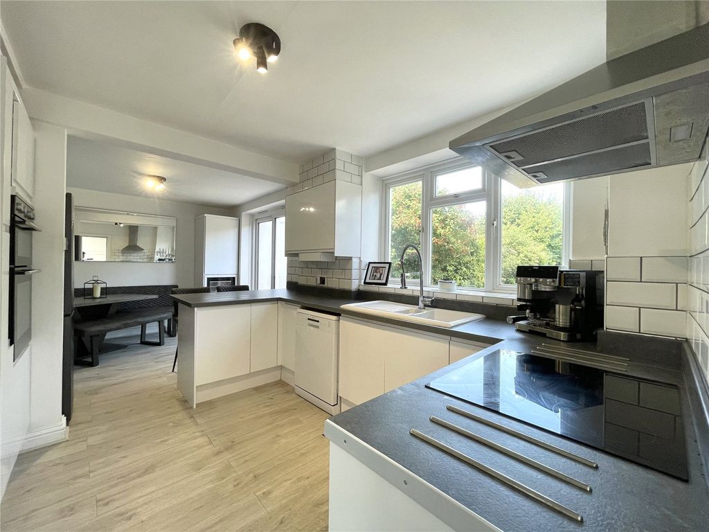 Property photo 3 of 18 Picture No. 07