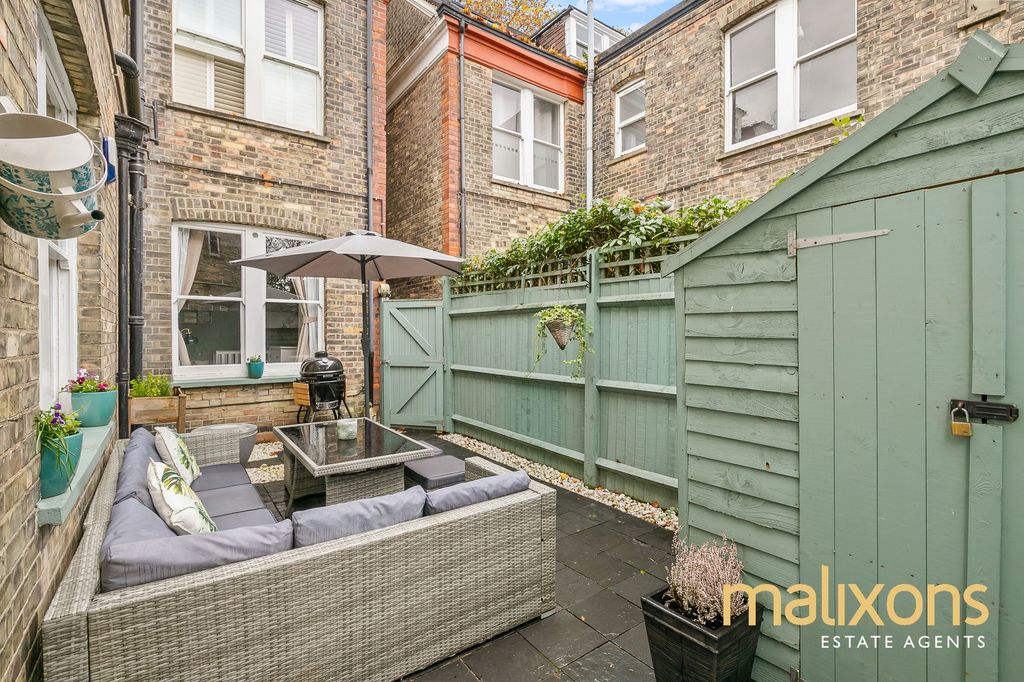 Property photo 3 of 9