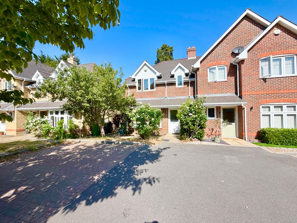 Property photo 1 of 12 Img_7608