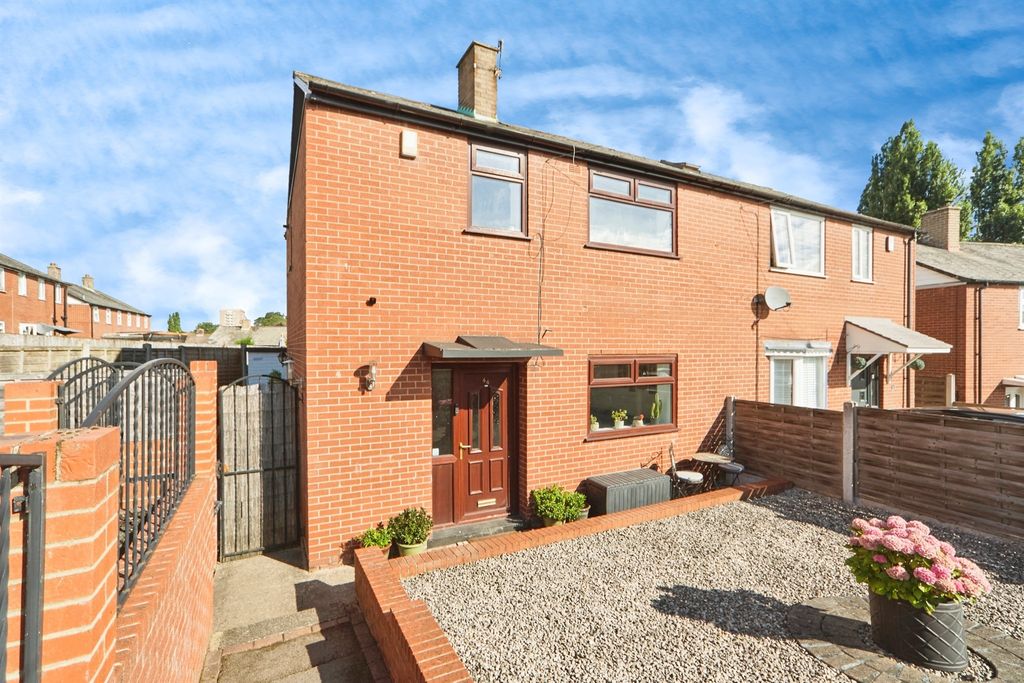 Property photo 1 of 17