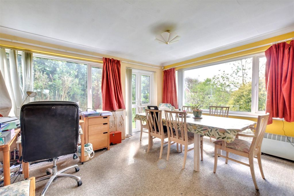 Property photo 3 of 13 Dining Room_1.Jpeg