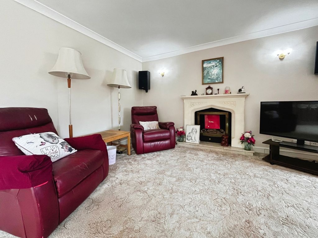 Property photo 3 of 23 Pbox-Img.Jpg