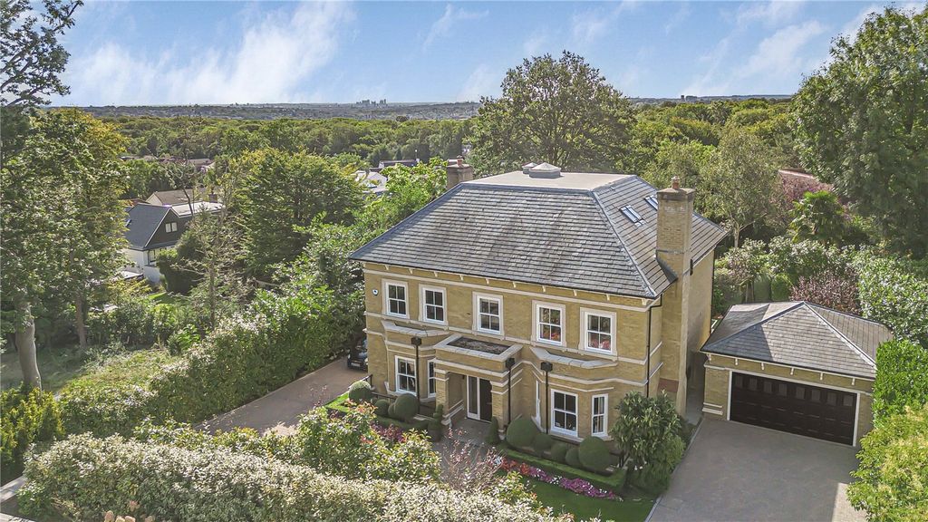 Property photo 1 of 39 Picture No. 83