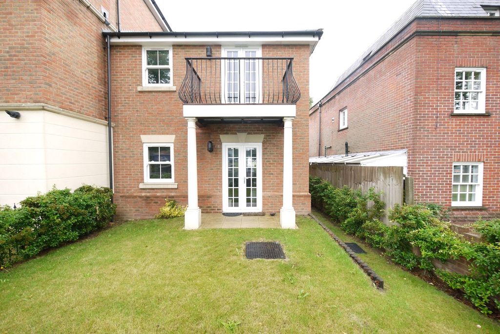 Property photo 1 of 11 Picture No. 01