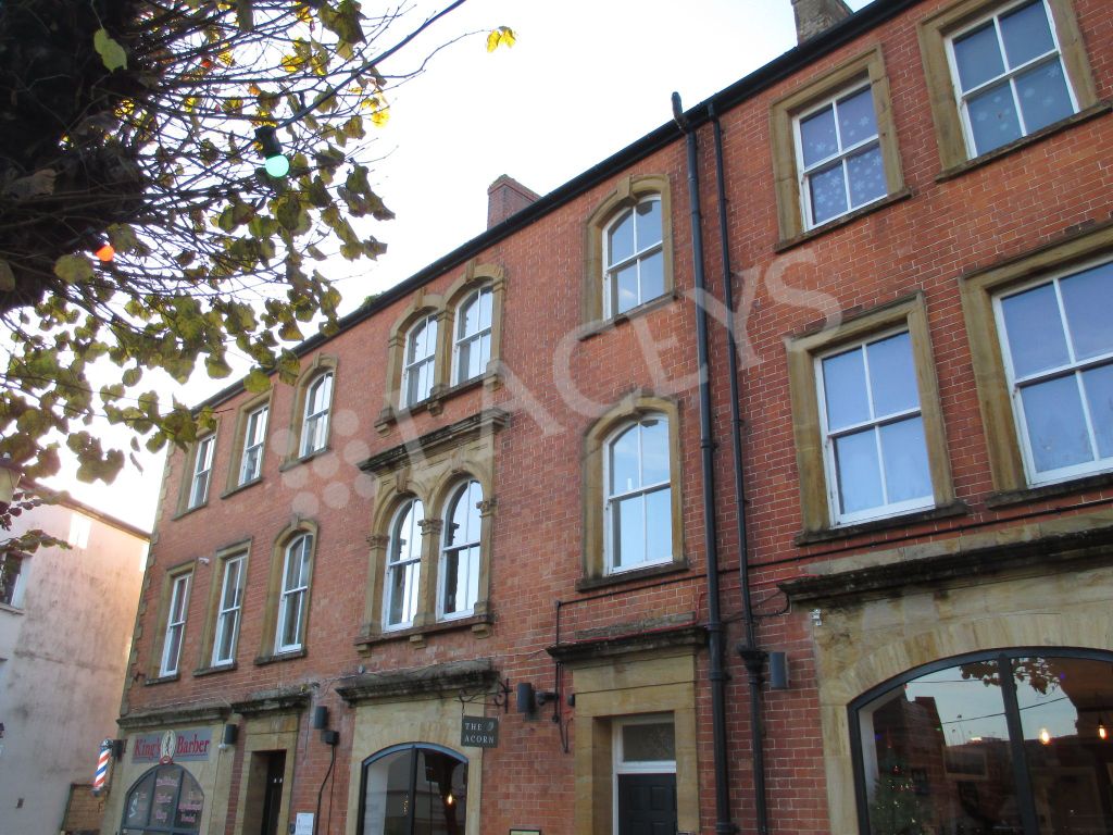 Property photo 1 of 7 Frontal