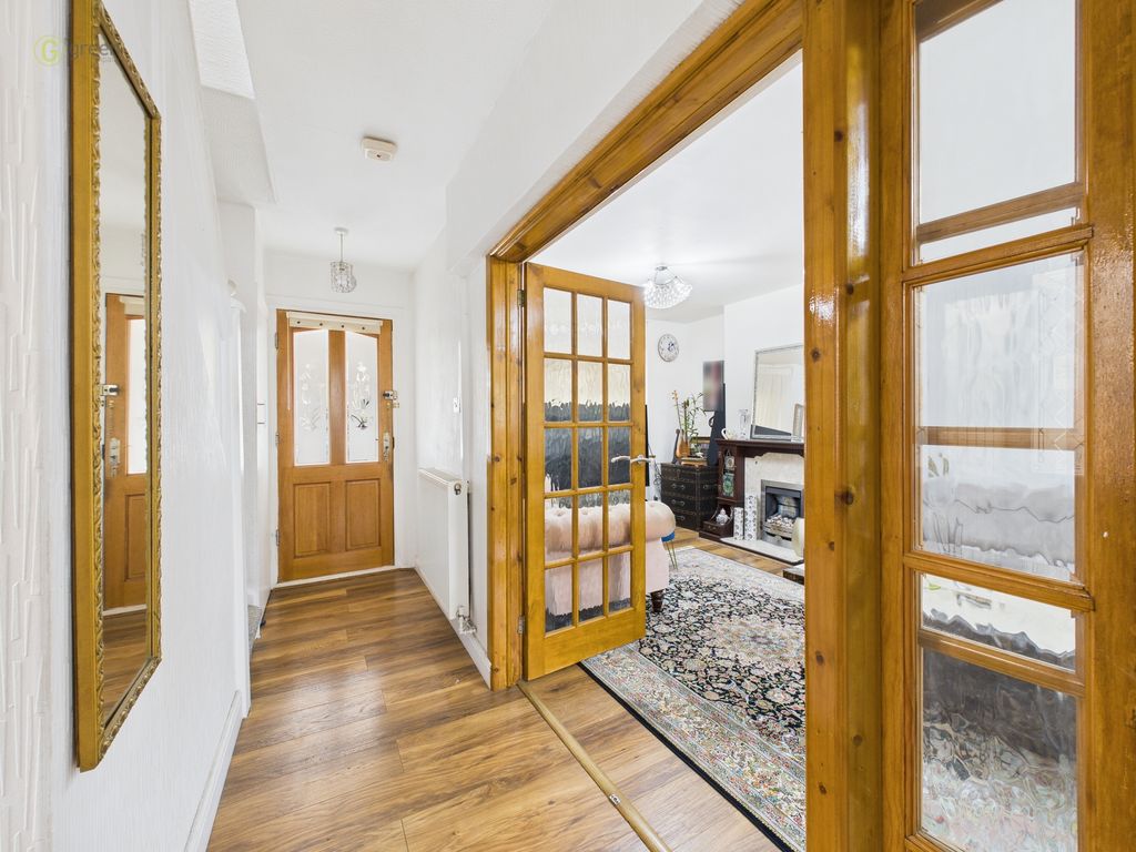 Property photo 2 of 53