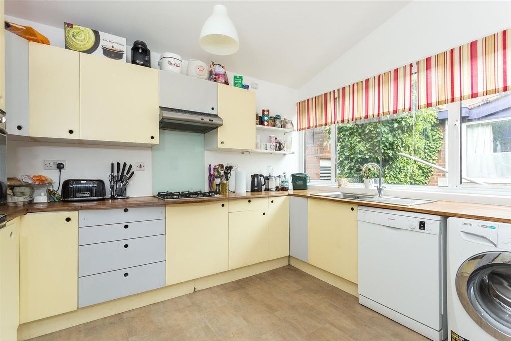 Property photo 3 of 11 Highres2186042.Jpg