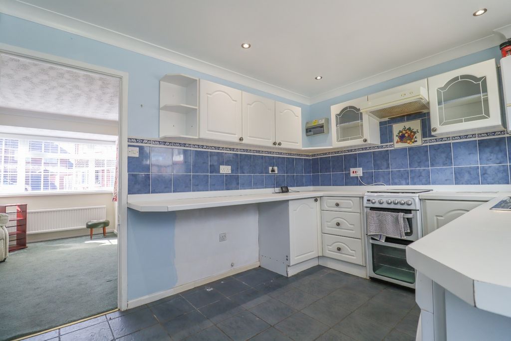 Property photo 3 of 17 4017634