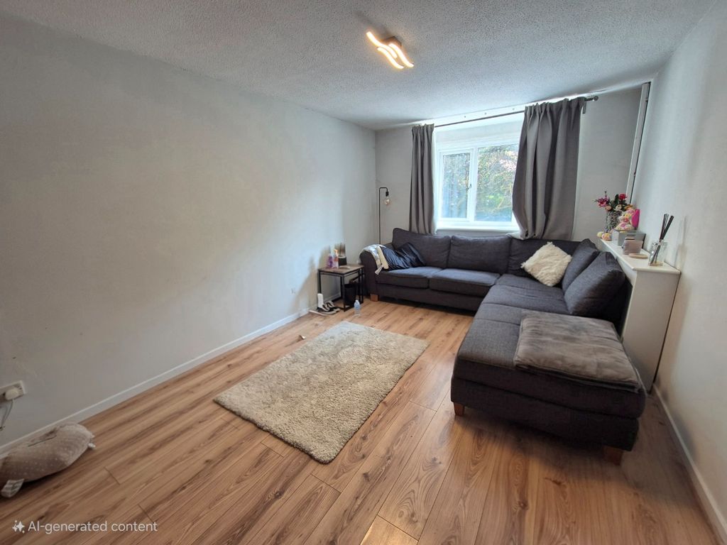 Property photo 2 of 7 4416963