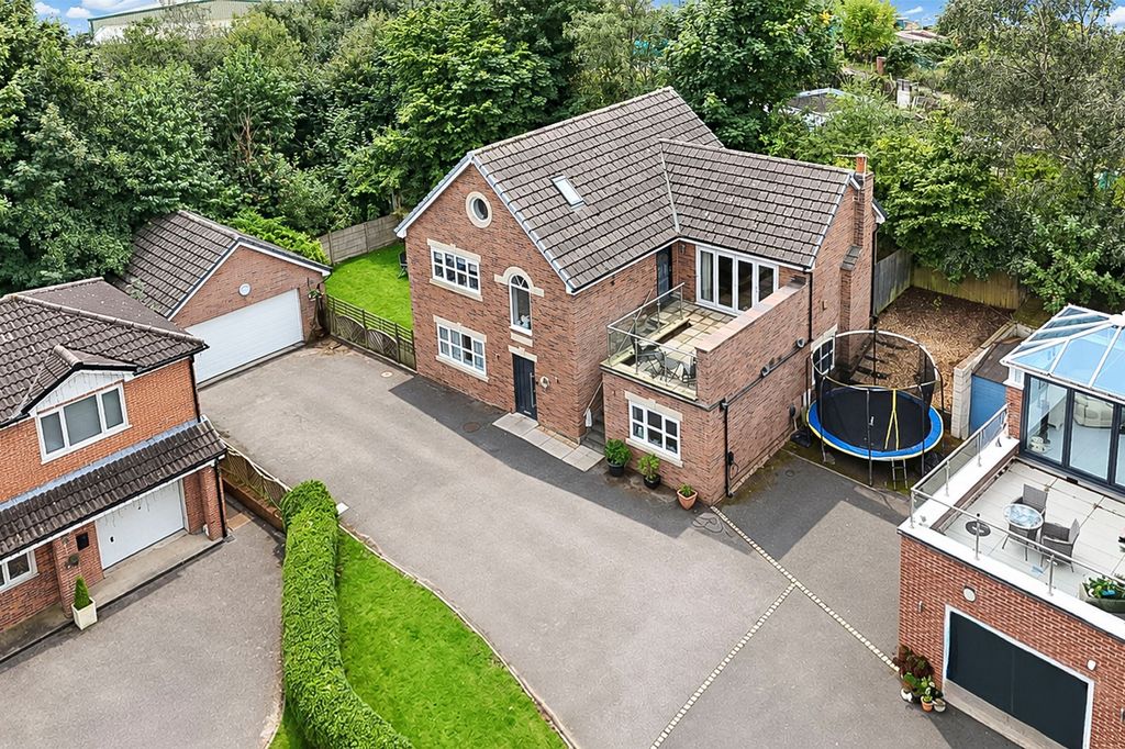 Property photo 1 of 57