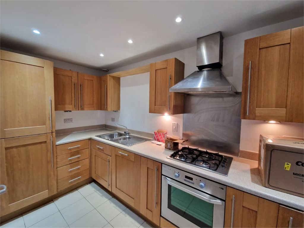 Property photo 3 of 3