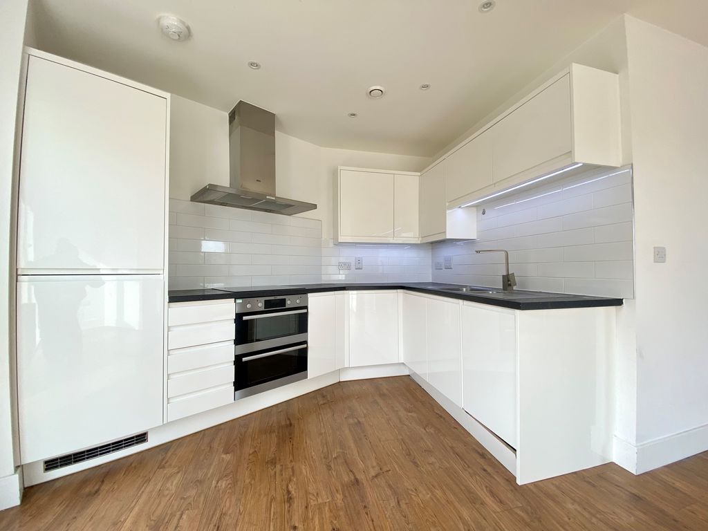 Property photo 2 of 7 Photo 5