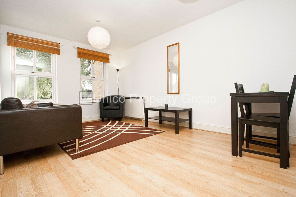 Property photo 2 of 6