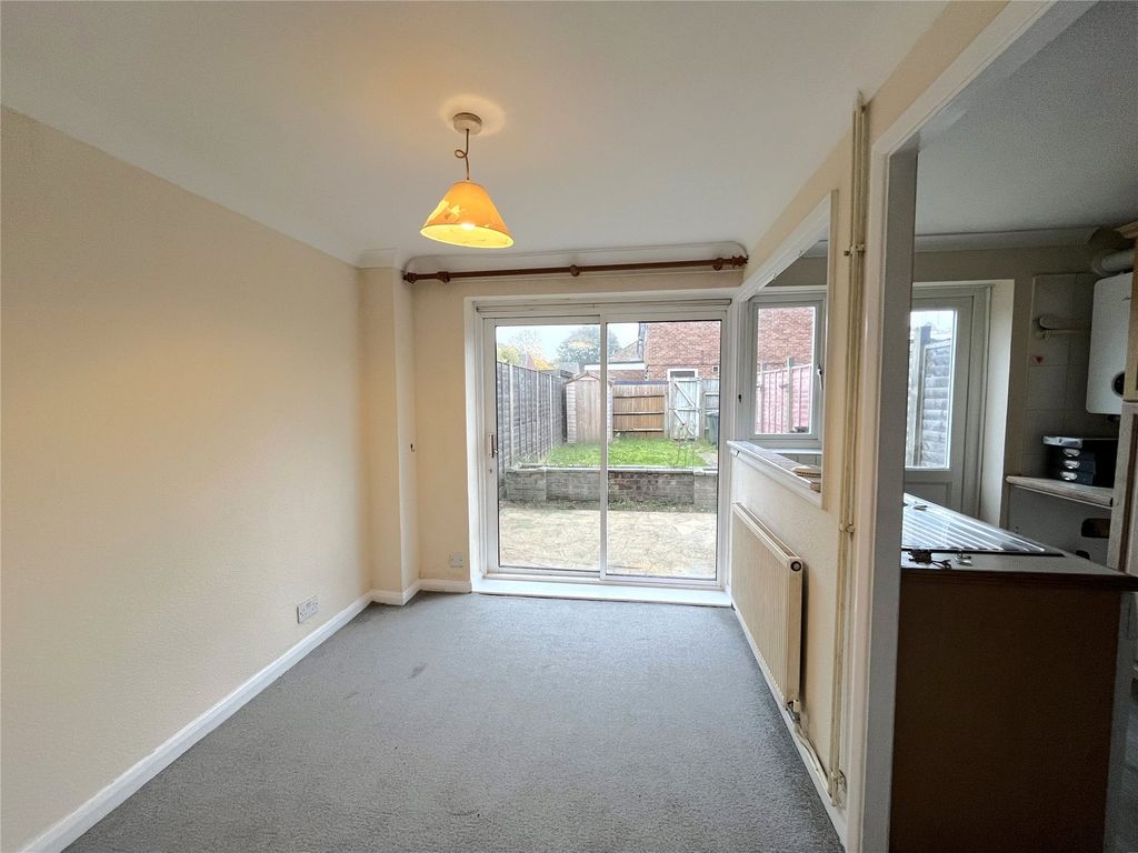 Property photo 3 of 14 Dining Room