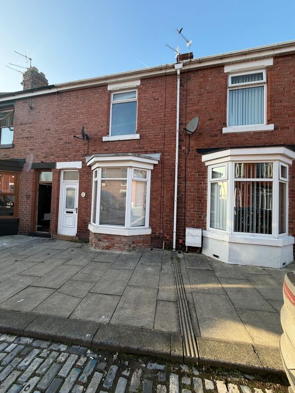 Property photo 1 of 12