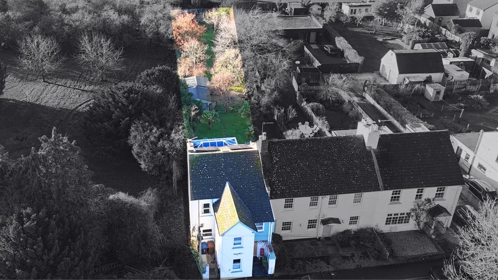 Property photo 1 of 31