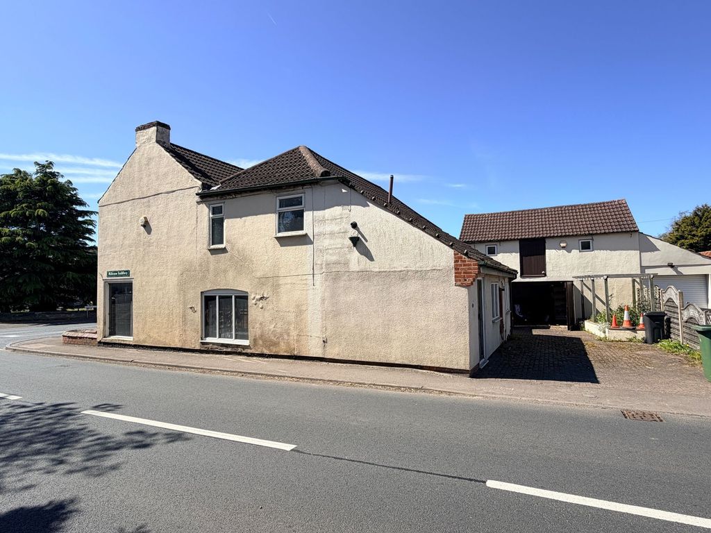 Property photo 2 of 19