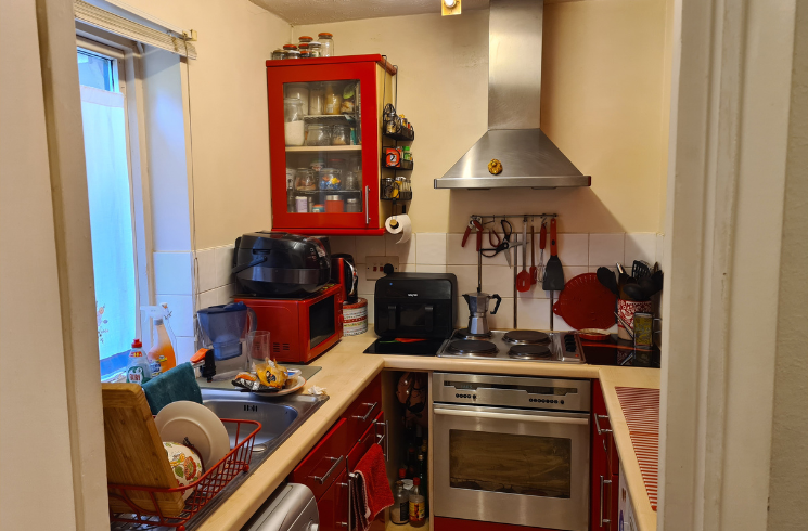 Property photo 3 of 12