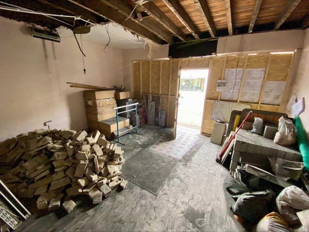 Property photo 3 of 6
