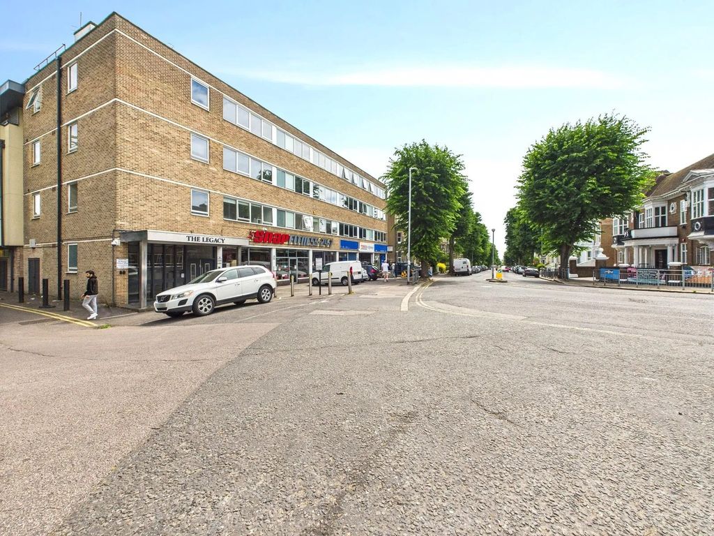 Property photo 1 of 7 Front-Shot._1751020464308