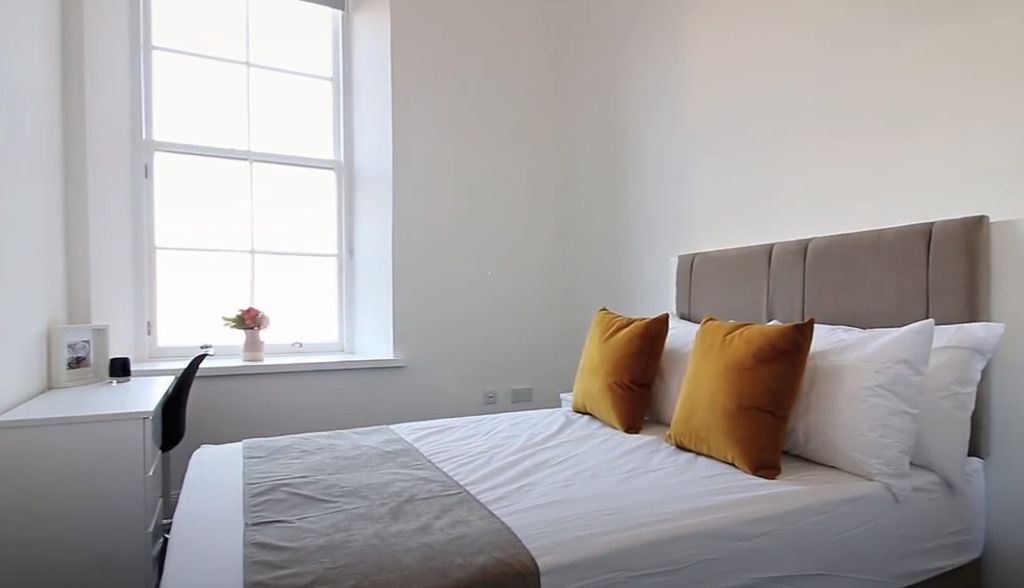 Property photo 1 of 8 Photo 1