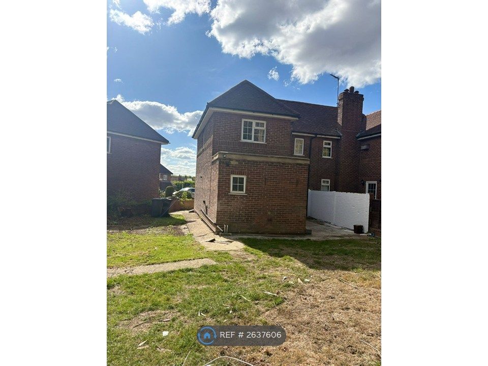 Property photo 3 of 34