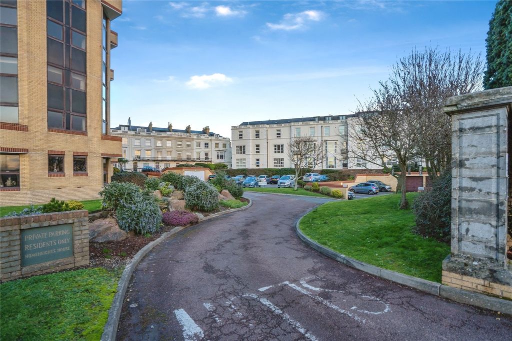 Property photo 3 of 9 Picture No. 05