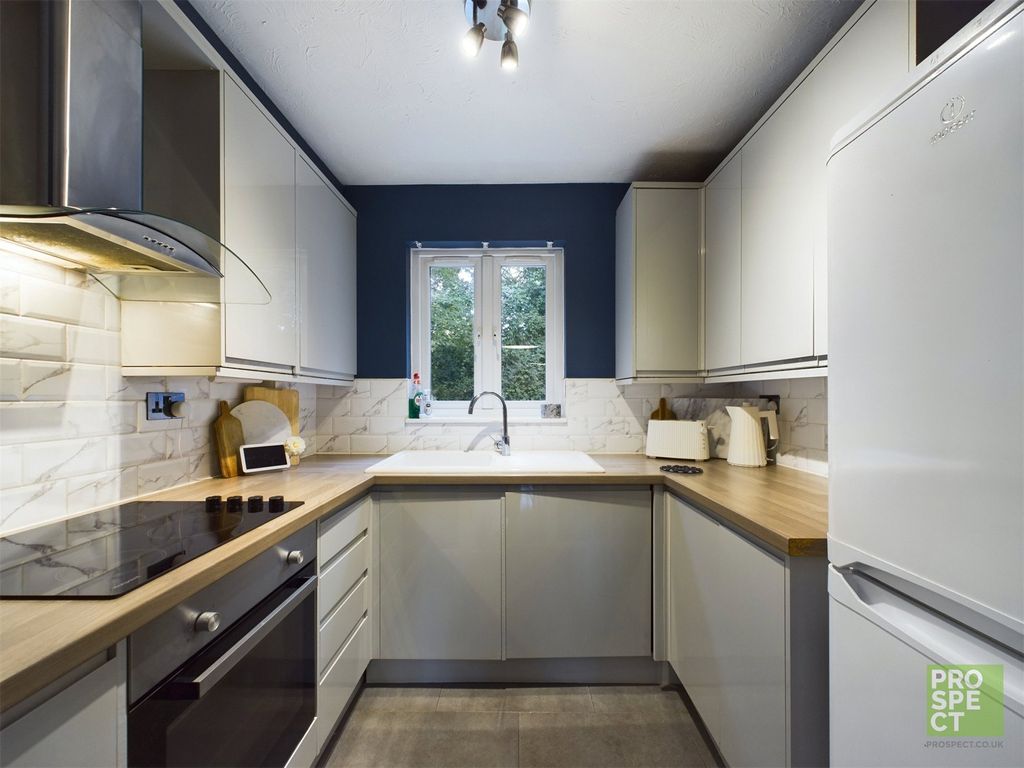 Property photo 2 of 8 Picture No. 05