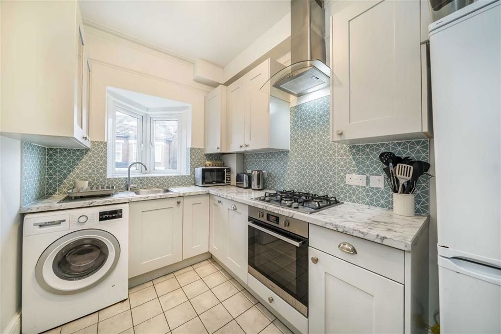 Property photo 3 of 8