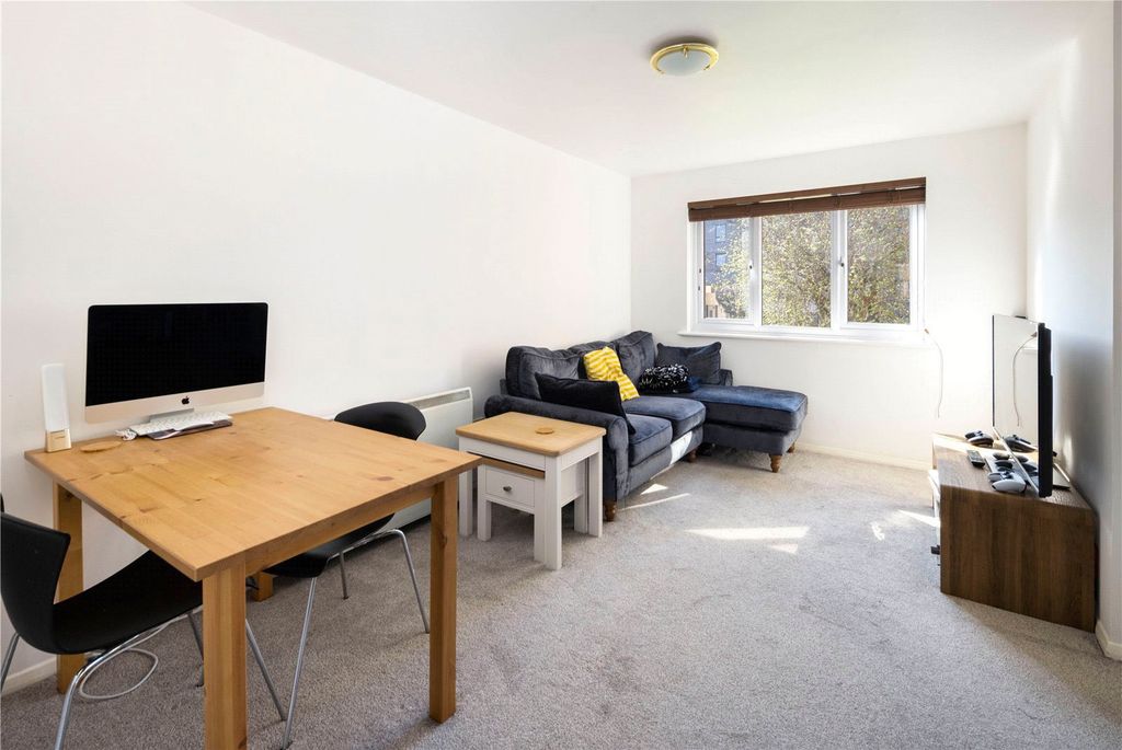 Property photo 2 of 6 Picture No. 06