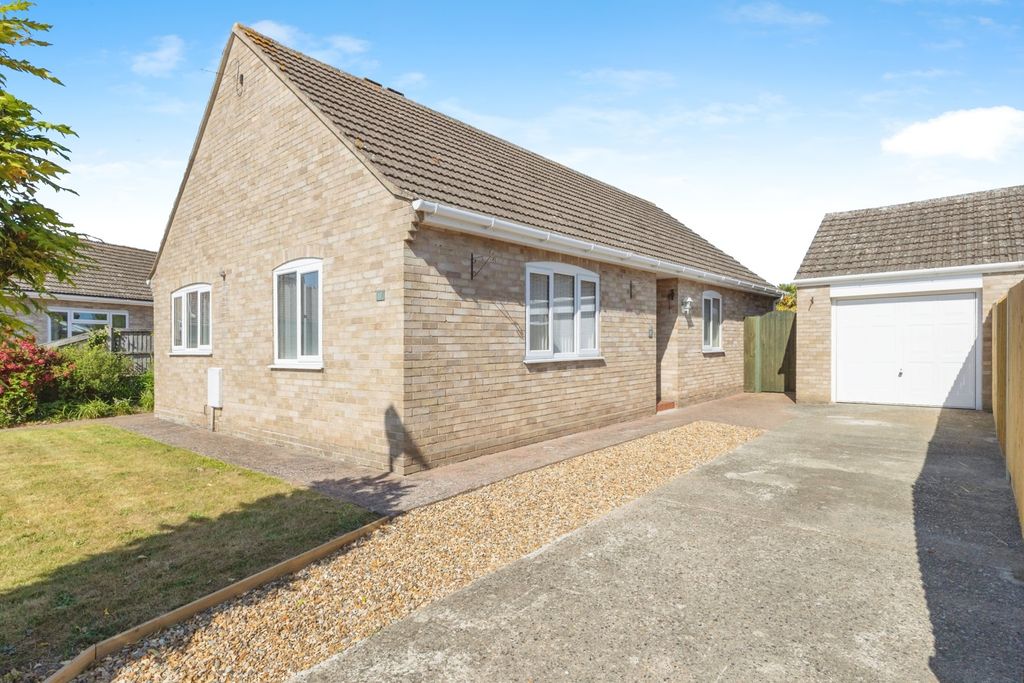 Property photo 1 of 17 Photo