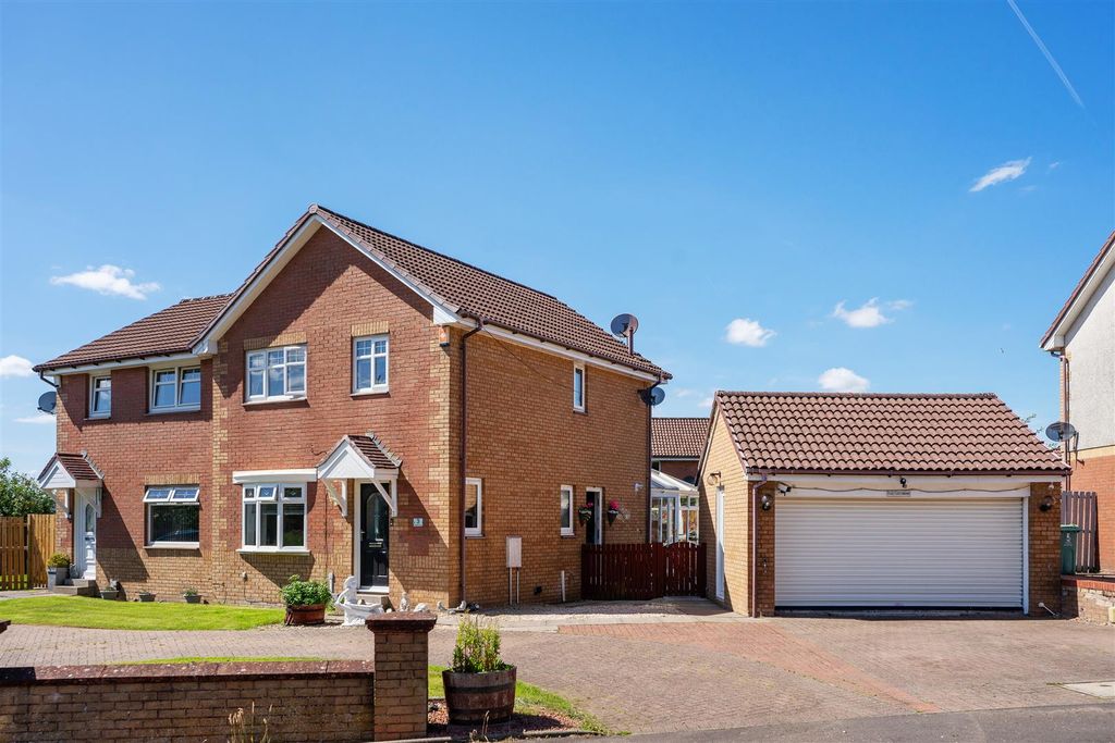 Property photo 1 of 24 3Tarbolton-23.Jpg
