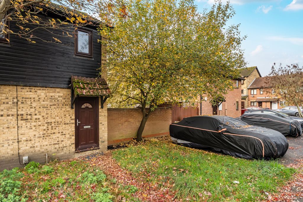 Property photo 3 of 22