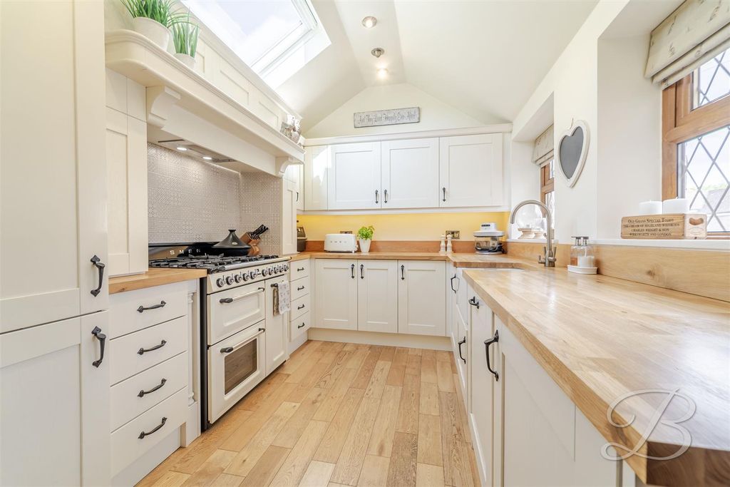 Property photo 2 of 62 Ccltd-27.Jpg