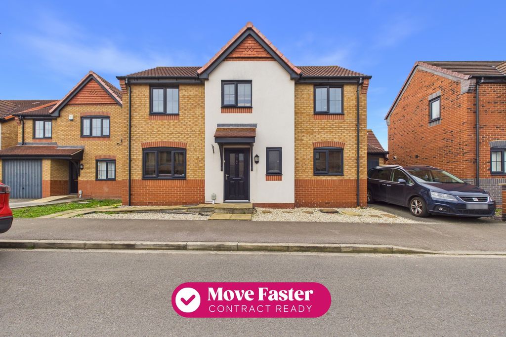 Property photo 1 of 15 4925742