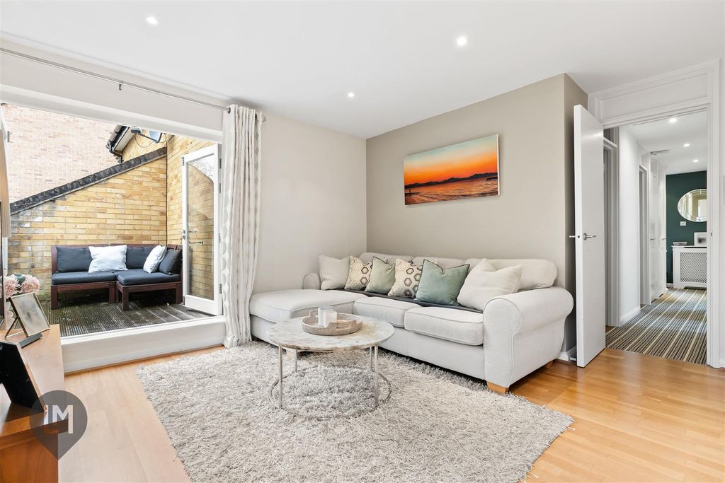 Property photo 1 of 7 Reception Room