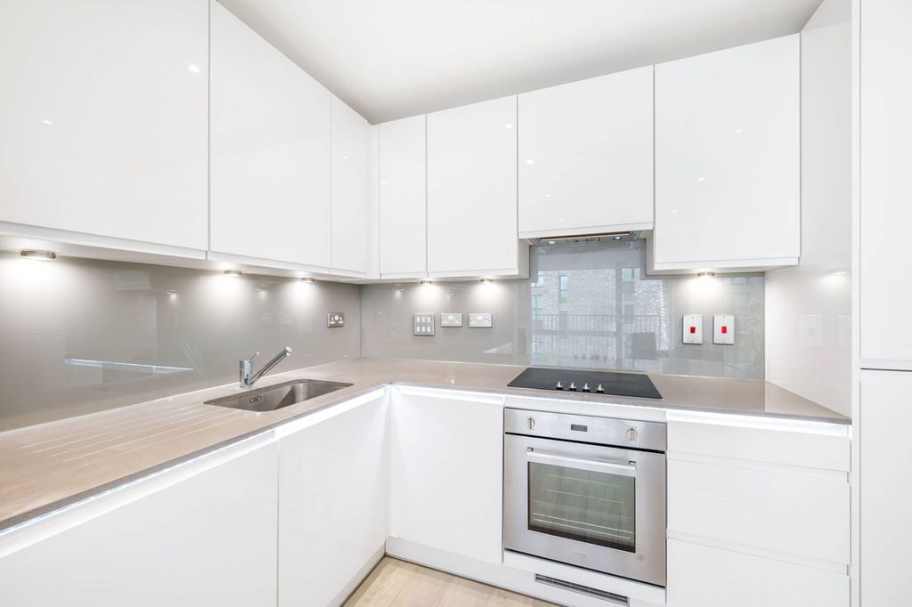 Property photo 3 of 9