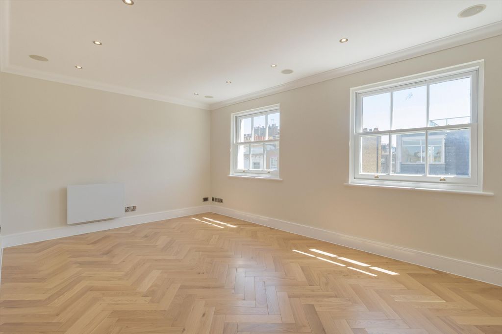 Property photo 1 of 12 Image