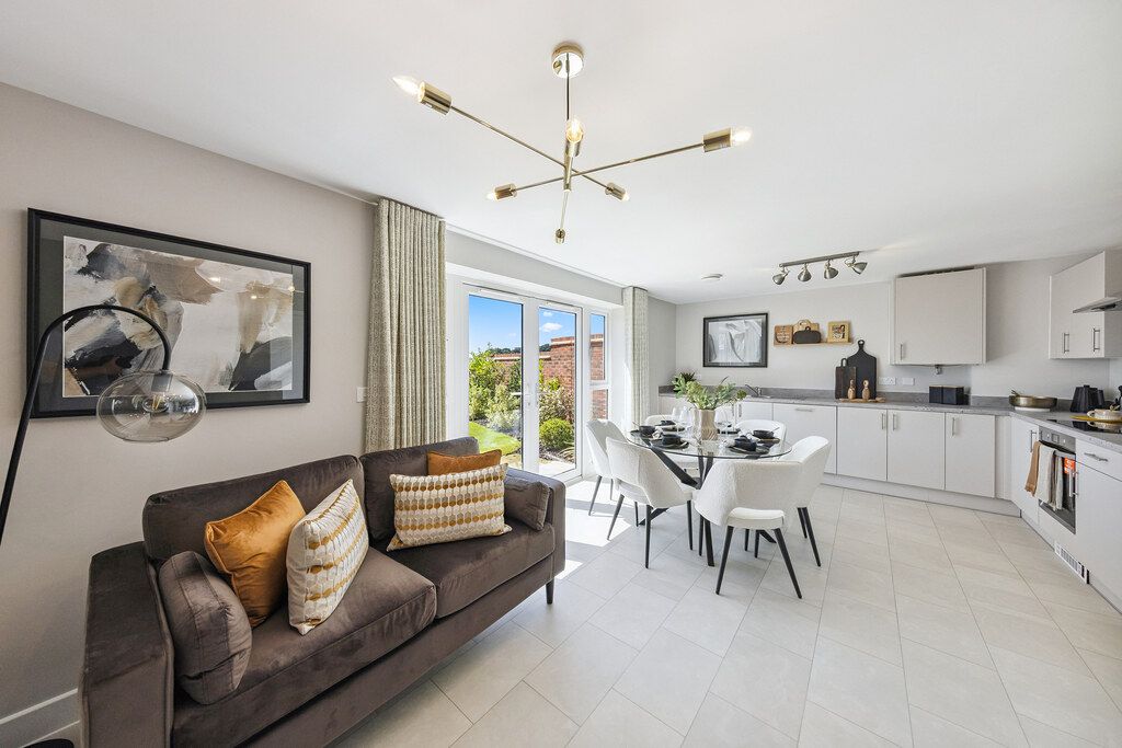 Property photo 3 of 9 R51_1445