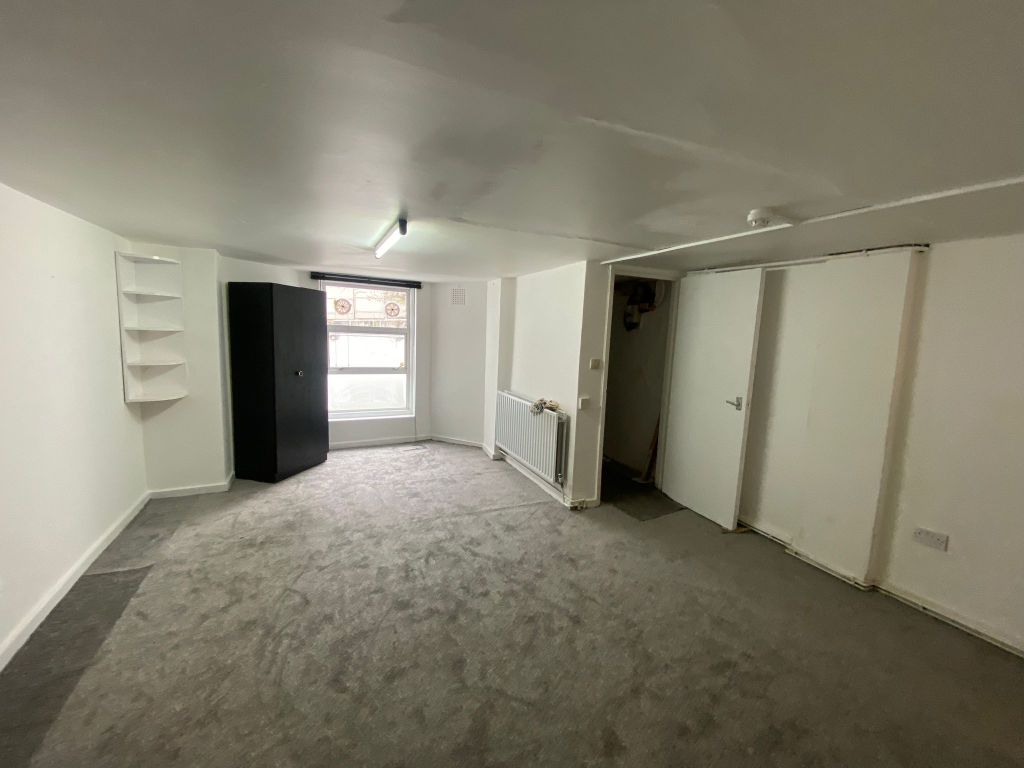 Property photo 1 of 4