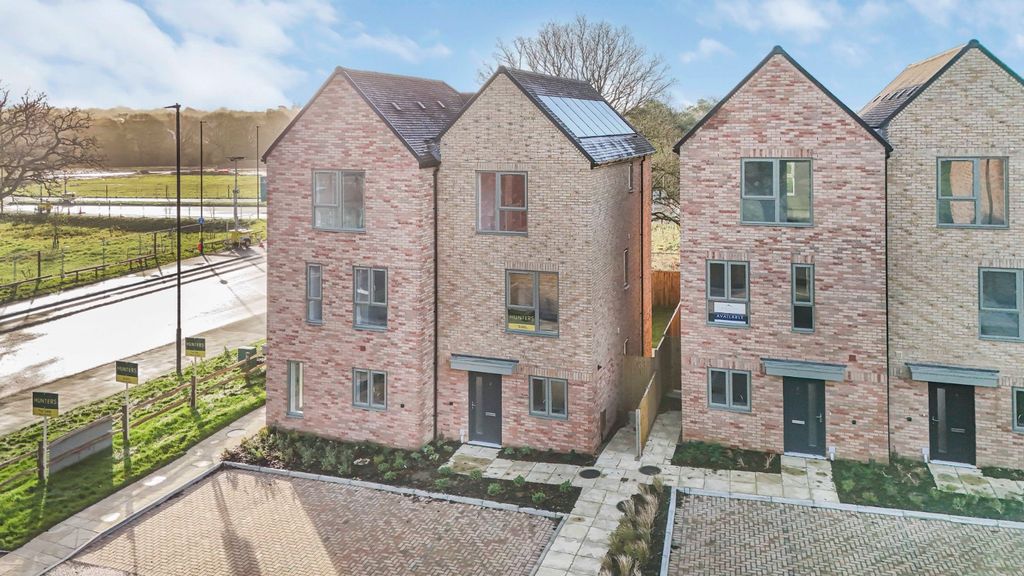 Property photo 1 of 21 Picture No. 23