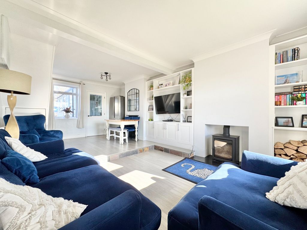Property photo 2 of 19 Akeman Residential