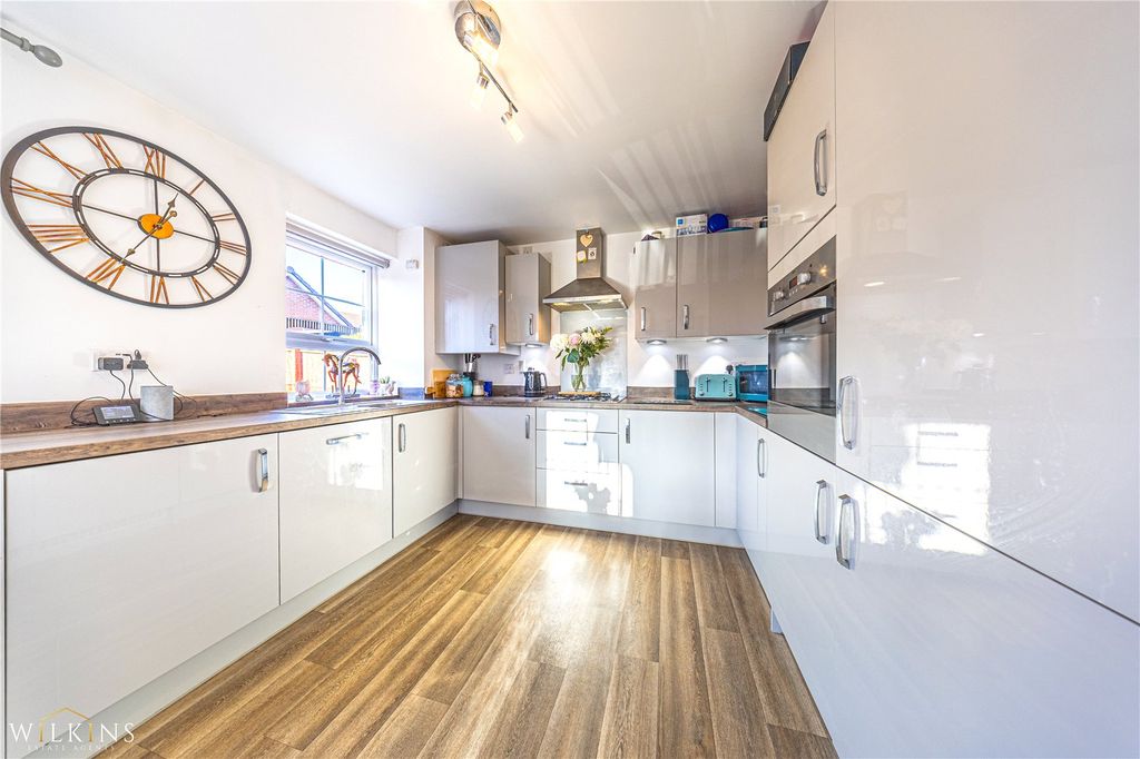 Property photo 2 of 35 Picture No. 02