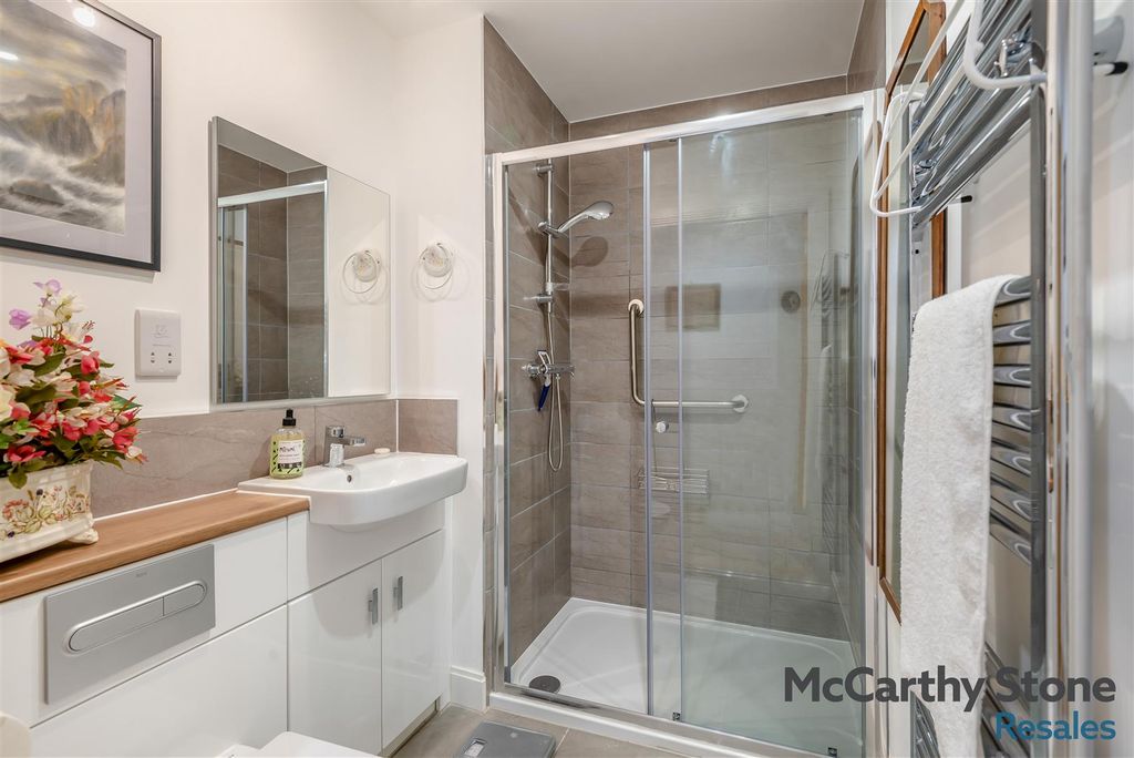 Additional image 10 of 2 bed flat for saleGibson Court, Tattershall Road, Woodhall Spa LN10