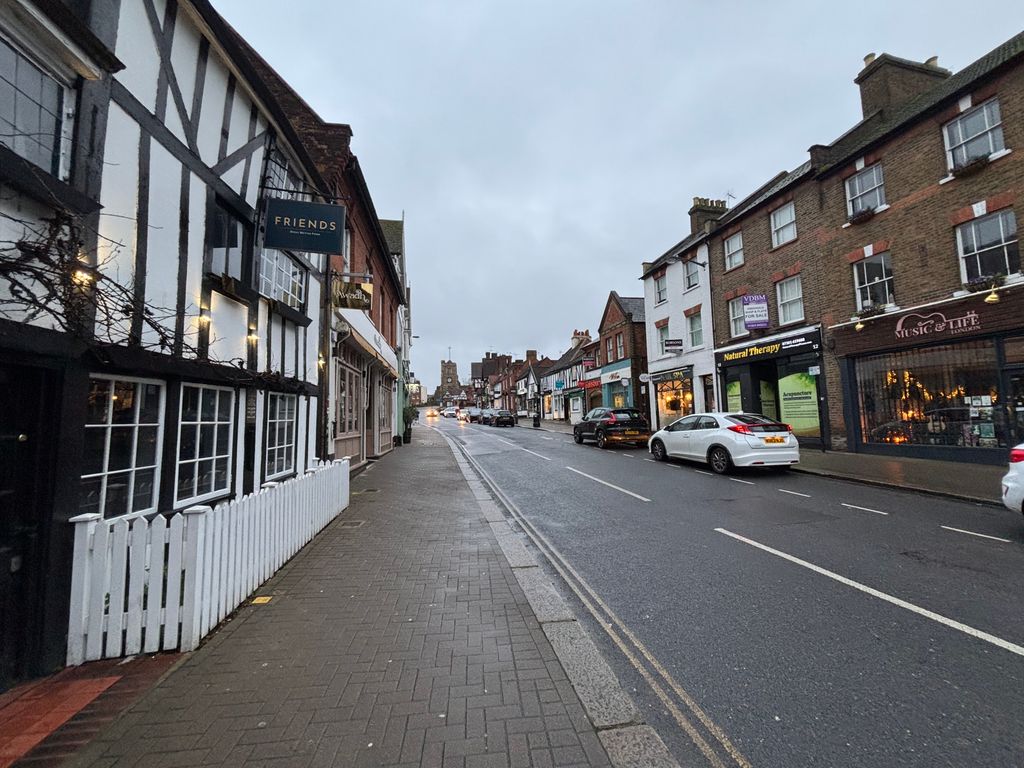 Property photo 2 of 5