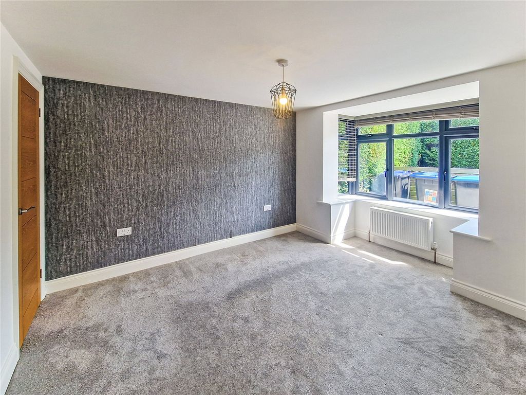 Property photo 3 of 11 Picture No. 02