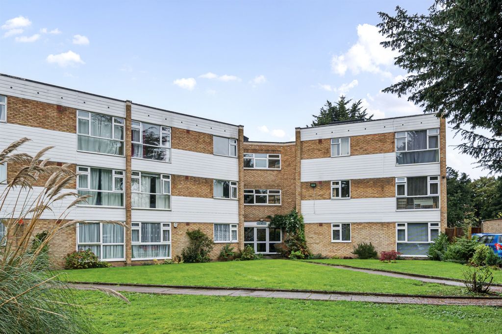 Property photo 1 of 12