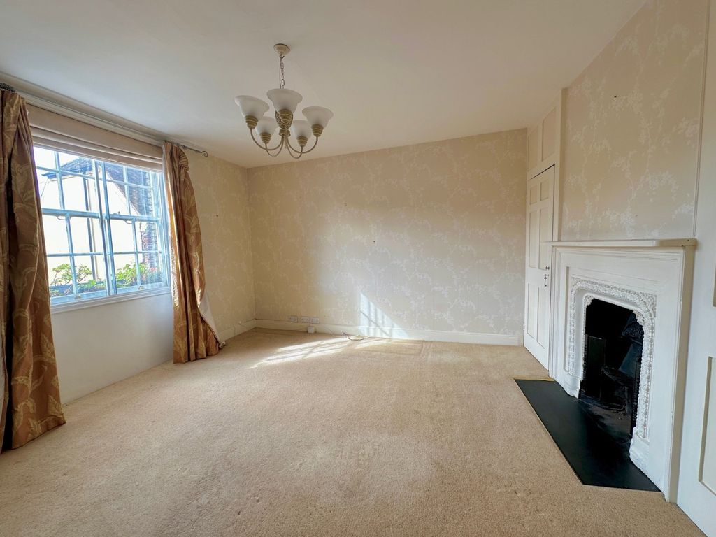 Property photo 2 of 17 Picture No. 64