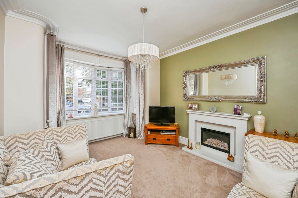 Property photo 2 of 20 Pbox-Img.Jpg