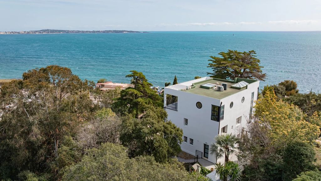 Property photo 3 of 13